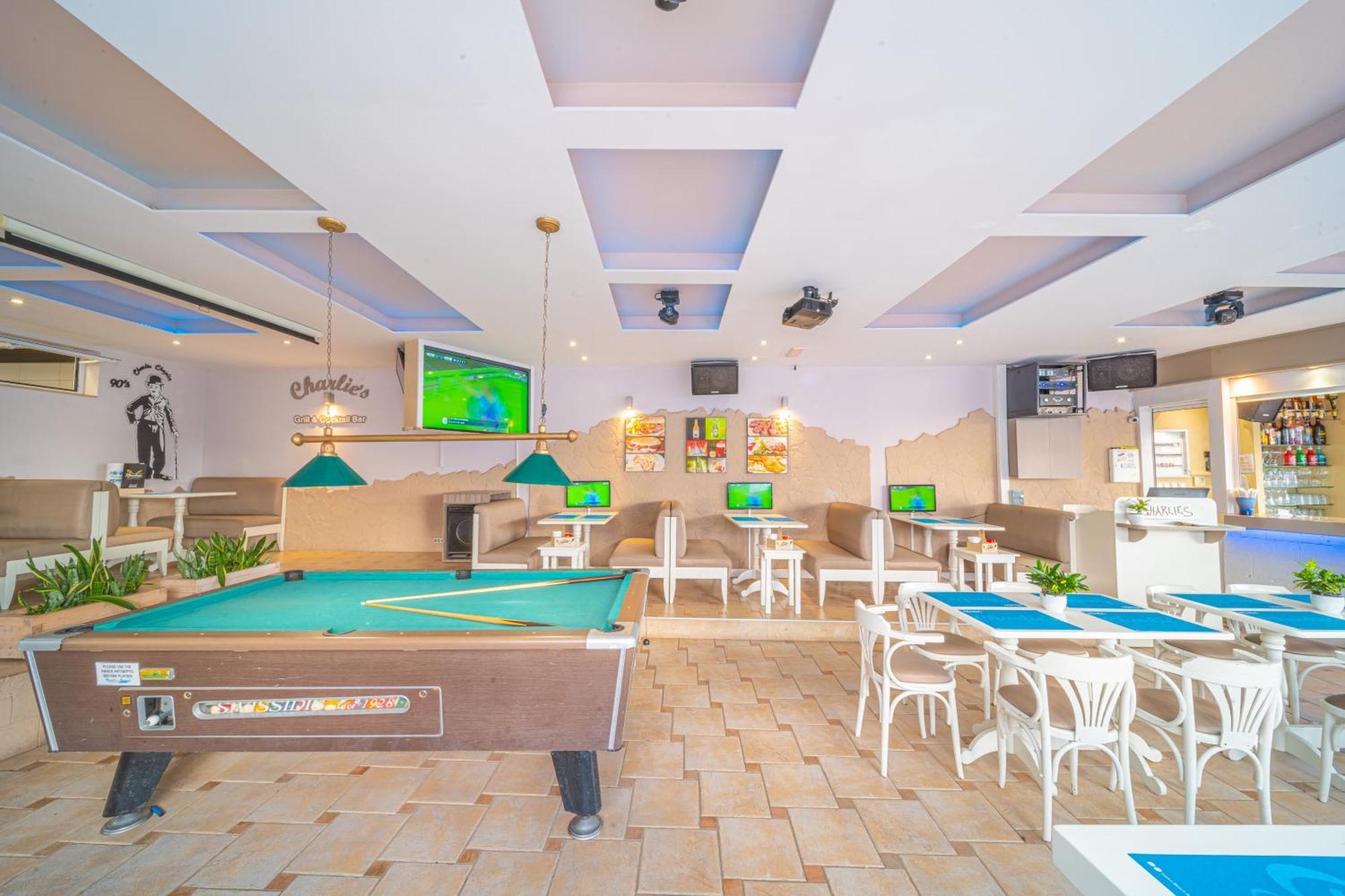 Kastro Beach Apartments Malia Exteriör bild