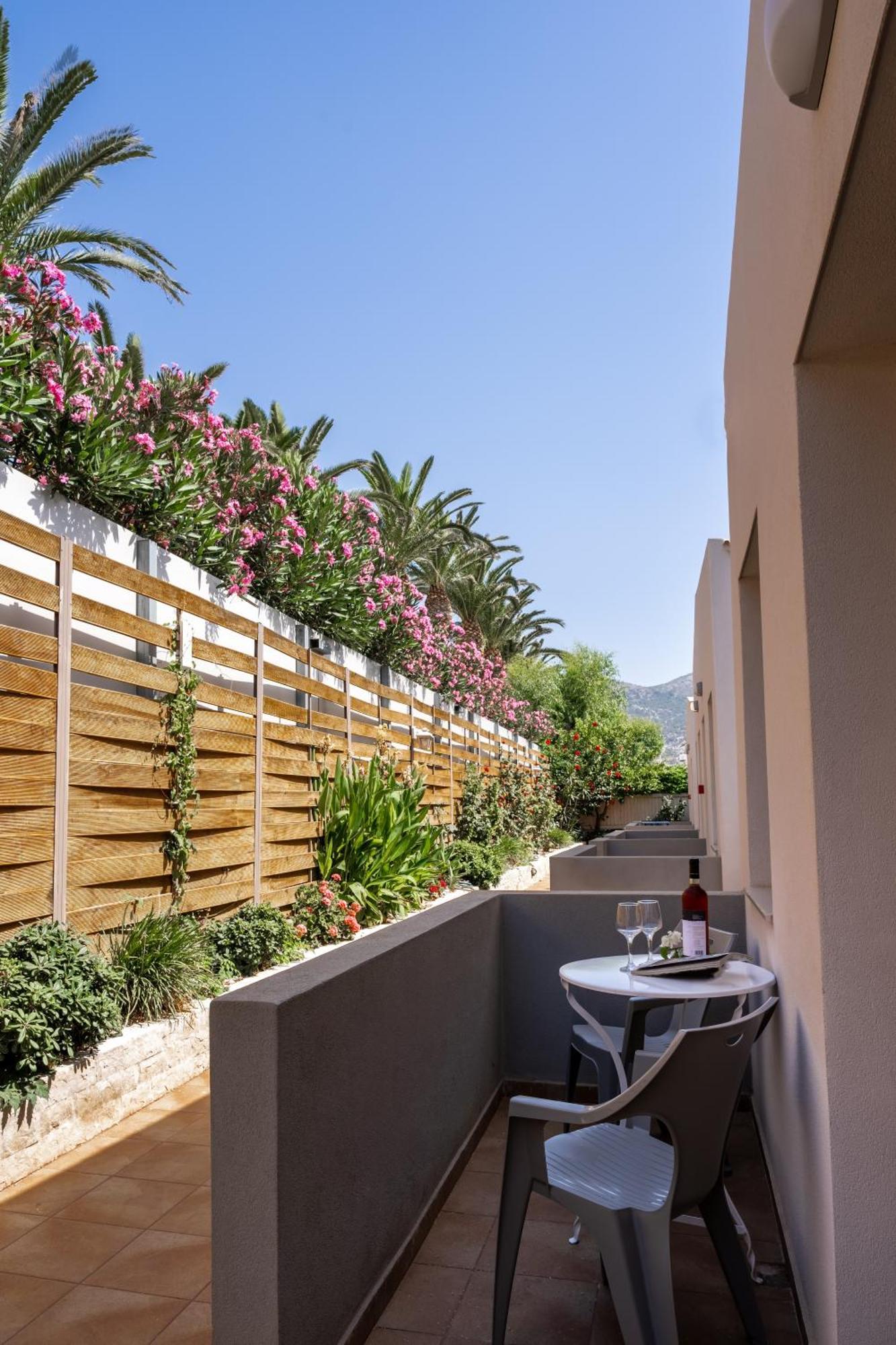 Kastro Beach Apartments Malia Exteriör bild