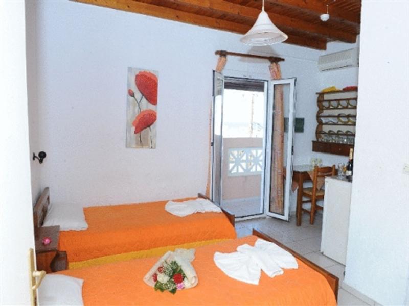 Kastro Beach Apartments Malia Exteriör bild